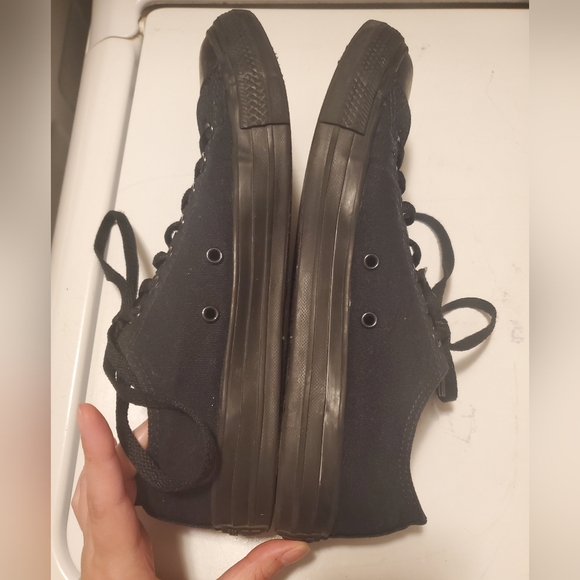 Converse Black Canvas Low-Top Sneakers Mens 9.5 Womens 11.5 - Picture 4 of 9